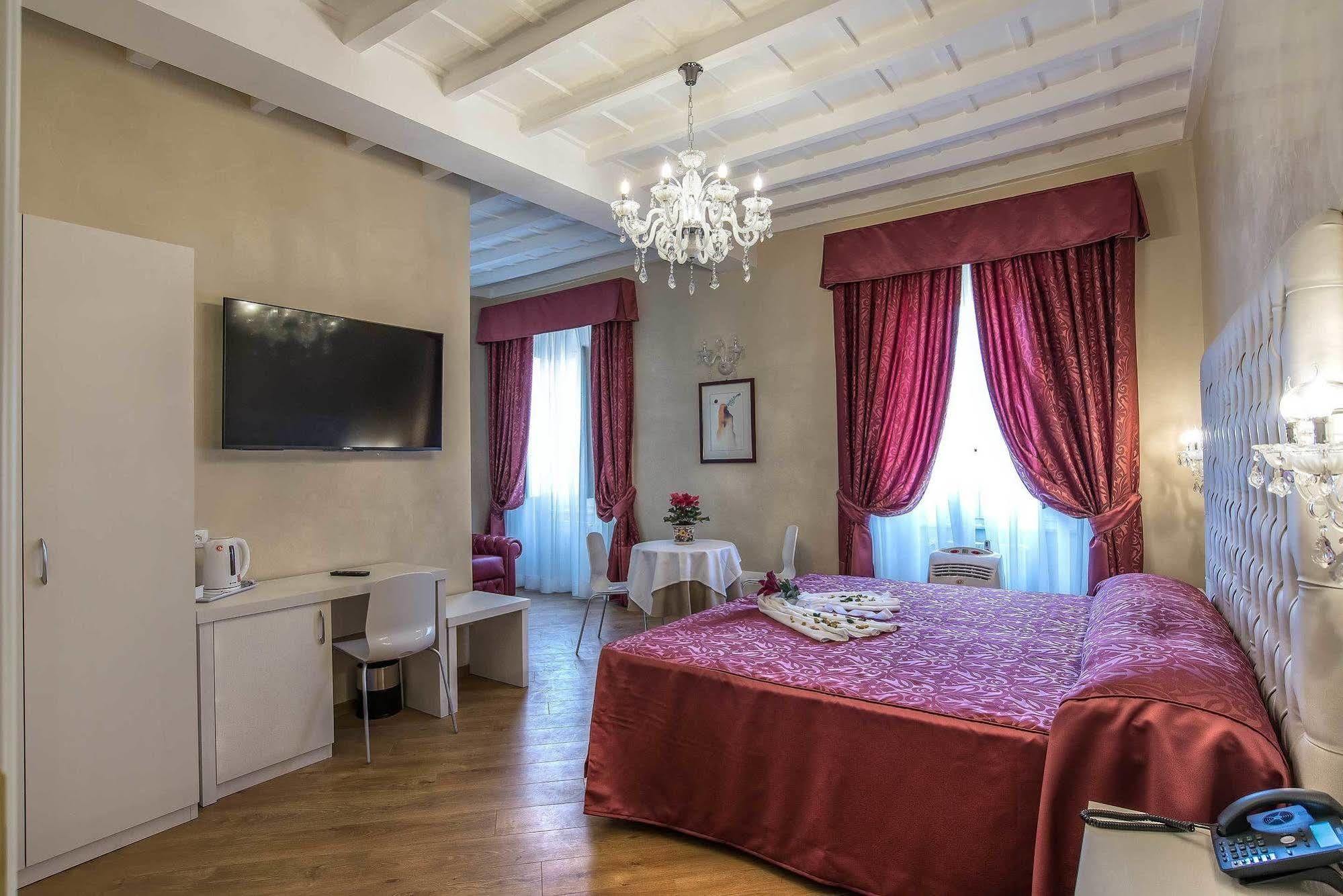Trevi Rome Suite Bagian luar foto